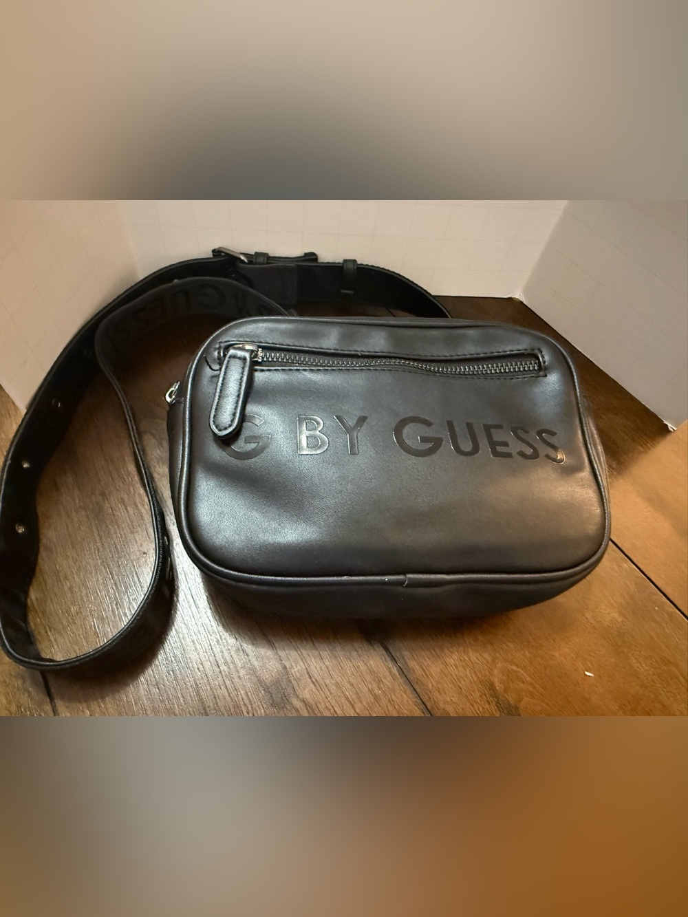 G By GUESS Fanny Pack/Belt Bag - SIZE L Belt Bag with Embossed Logo